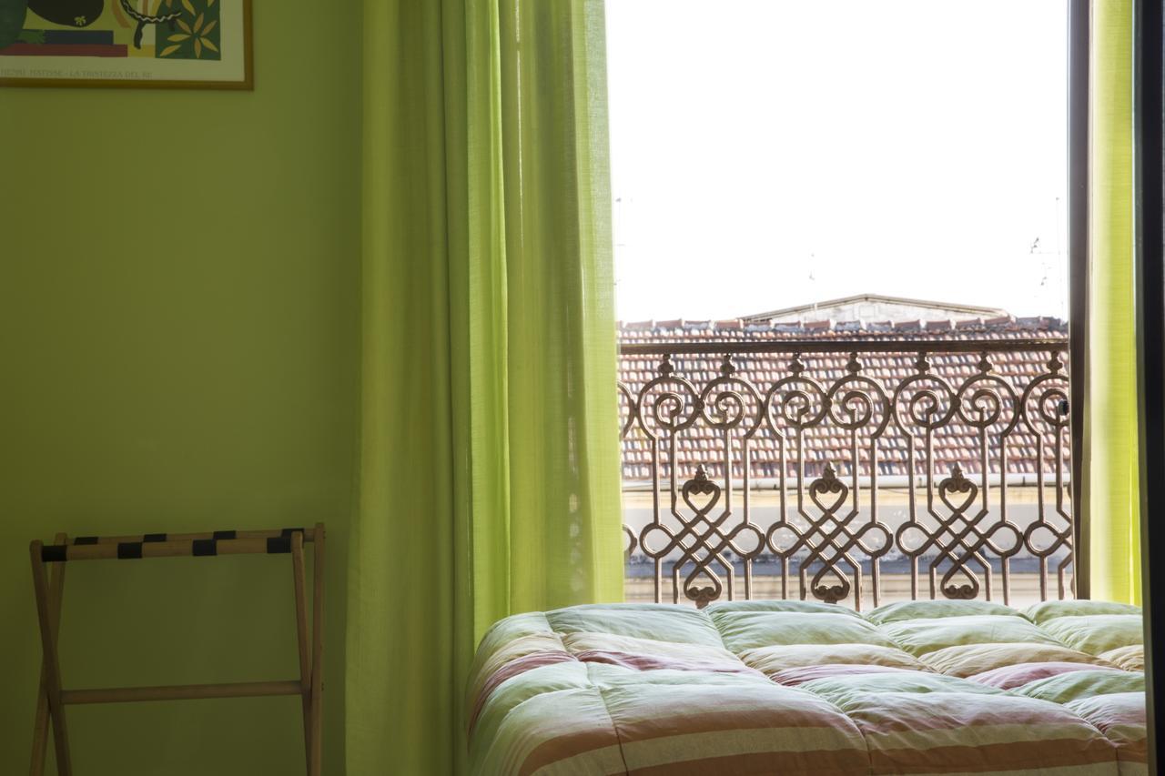 Al Centro E Meglio B&B Naples Luaran gambar